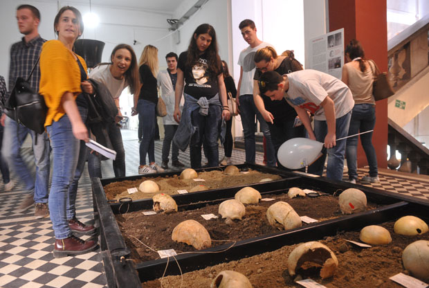 Широм отворена врата култури